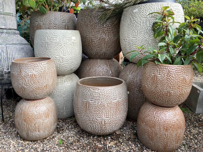 Bavaria Pot - Terracotta - McCumber Fine Gardens